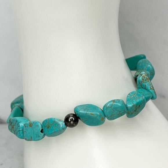 Faux Turquoise and Silver Tone Beaded Stretch Bracelet - Picture 6 of 6